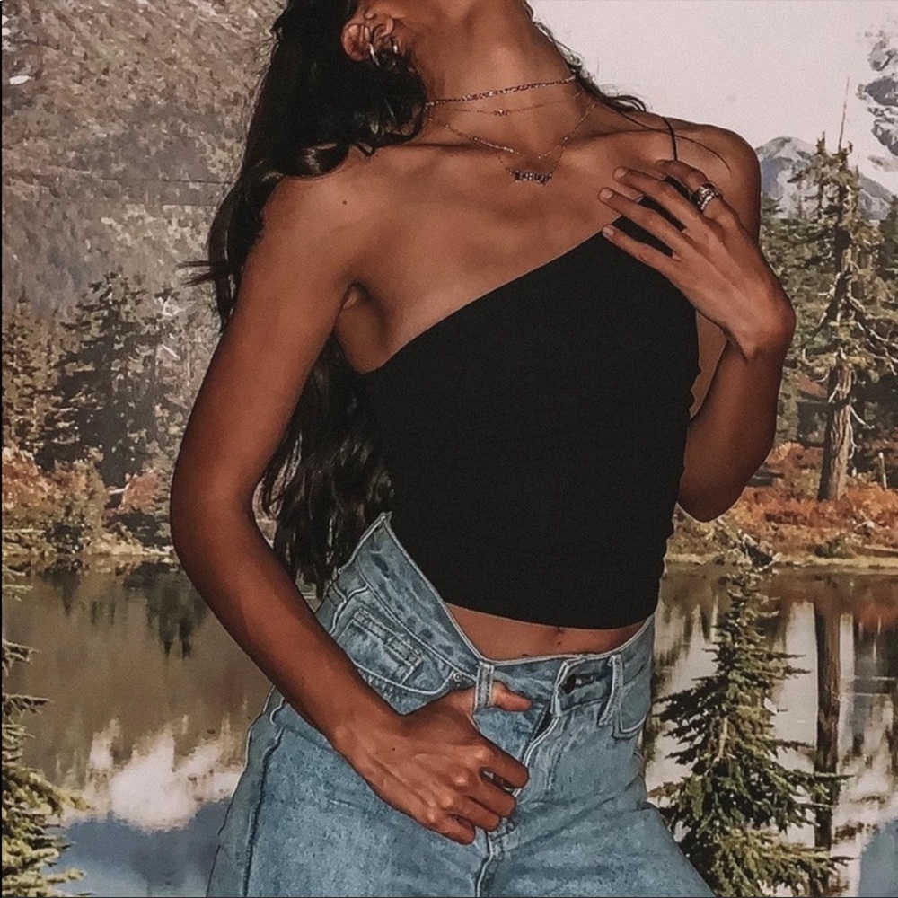 Princess Polly Zoha One Shoulder Top in Black - Picture 1 of 6